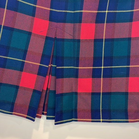 Vintage 90’s Tartan Red Wool Skirt - Picture 10 of 10